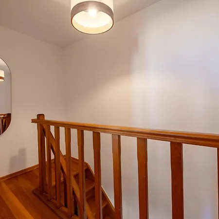 Apartment Contemporary In Historical Chiado
