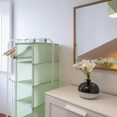 Apartment Contemporary In Historical Chiado *